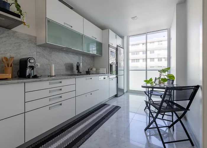 Plaza Funchal (Madeira)